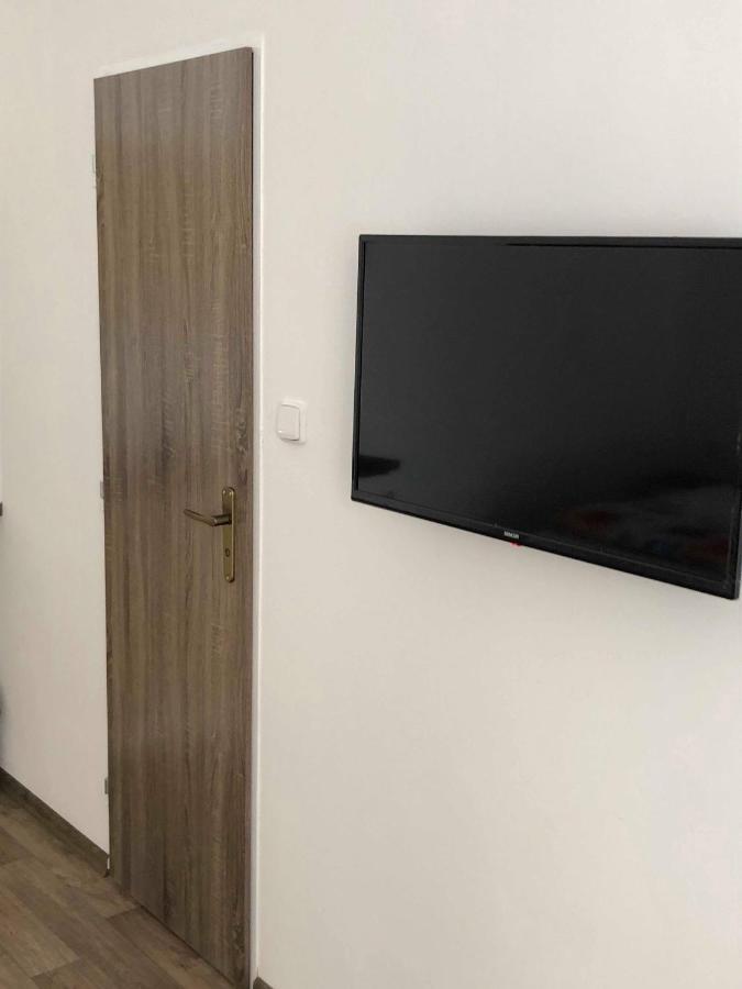 Apartmany Doris Литомержице Экстерьер фото