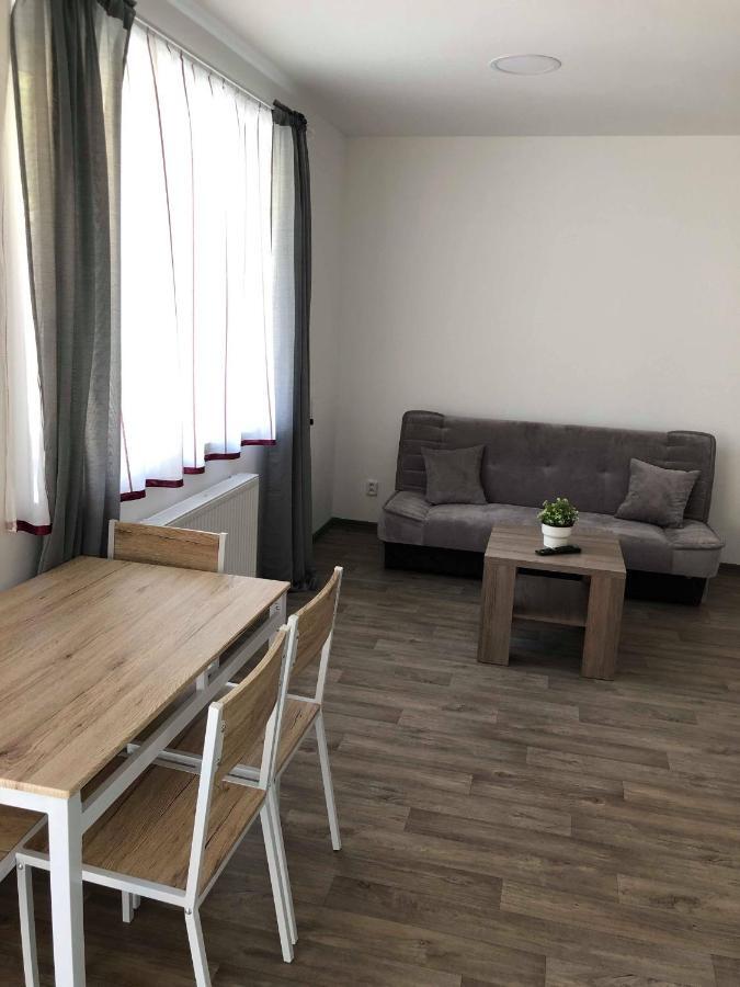 Apartmany Doris Литомержице Экстерьер фото